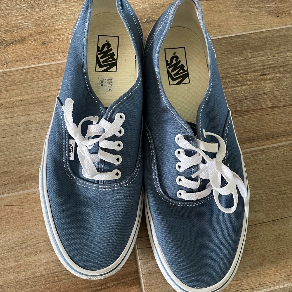 LIKE NEW VANS